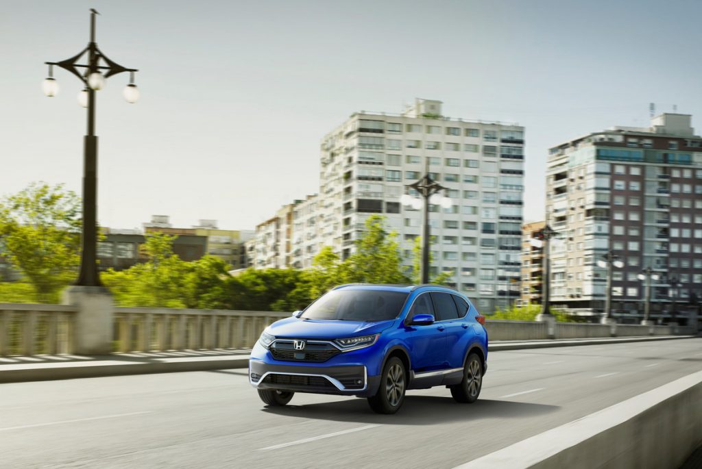 Crossovers, like this Honda CRV are some of the best selling used cars going into August and best cars to sell in october best cars to sell in november