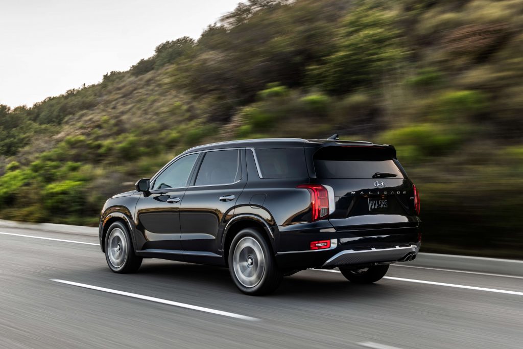 SUVs like this 2021 hyundai Palisade are some of the best cars to sell in January